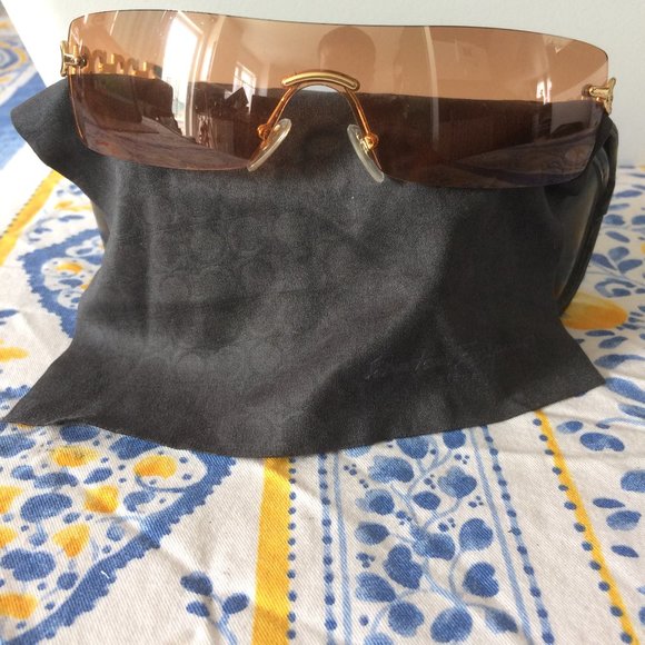 Salvatore Ferragamo - Picture 1 of 2